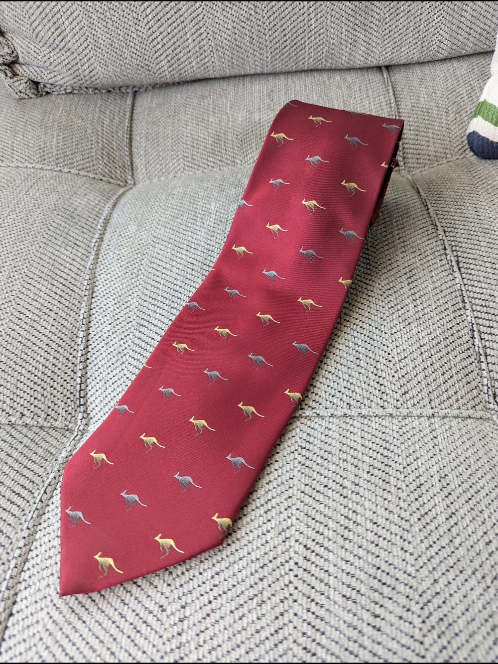 Bright Australia Sy Atong Company Silk Kangaroo Tie